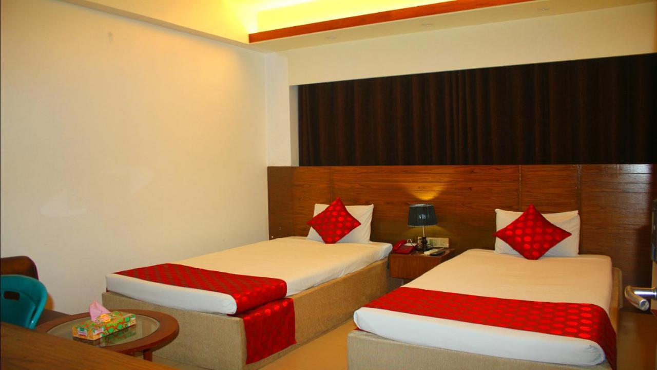 The Alina Hotel & Suites Chittagong Exterior foto